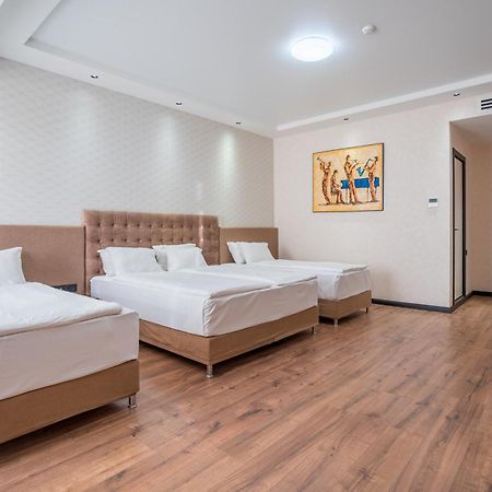 Olympus Hotel By Umbrella טביליסי מראה חיצוני תמונה